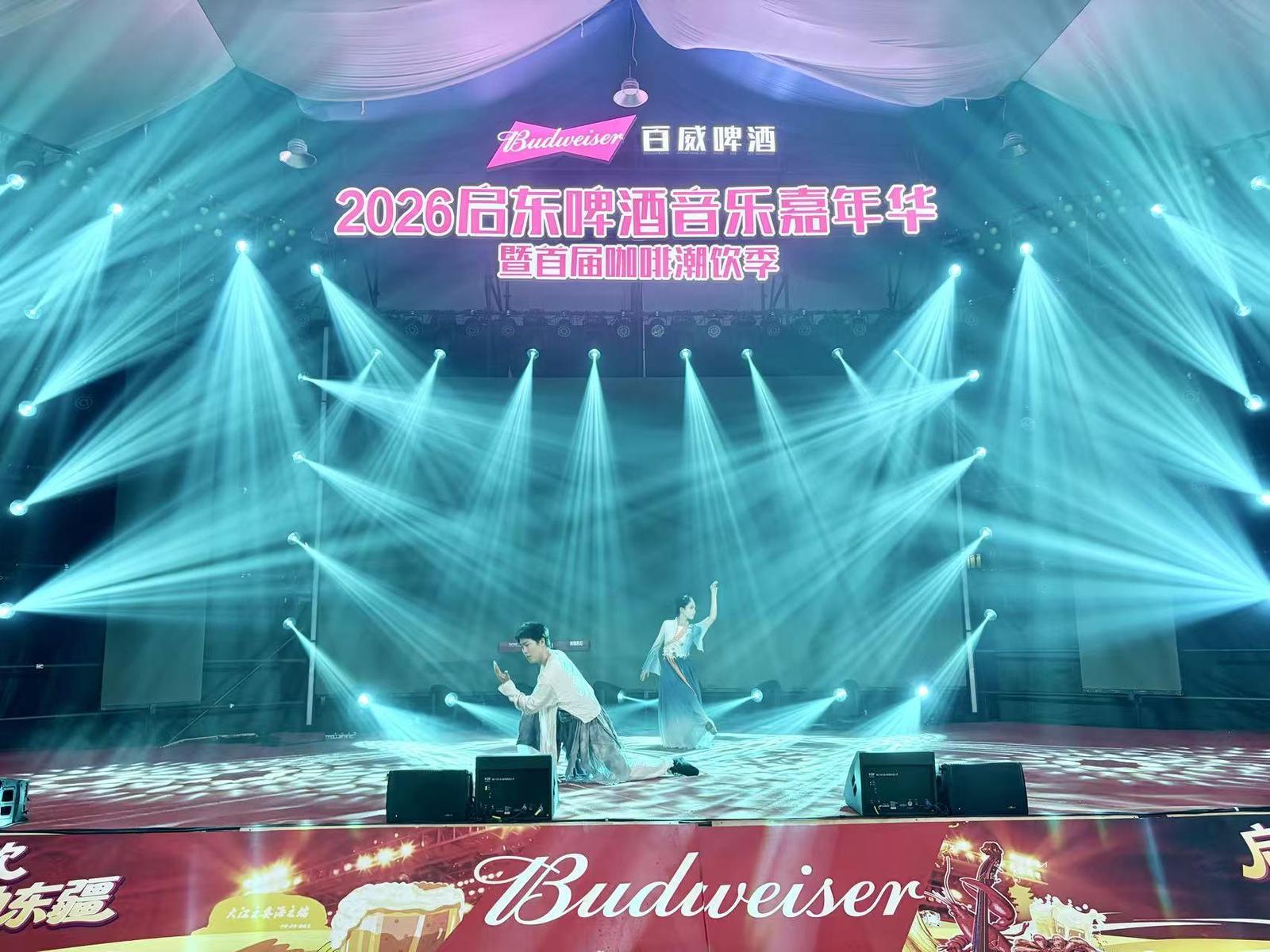 3bcd1cdb097d8ad318edb5335bb7147f.jpg